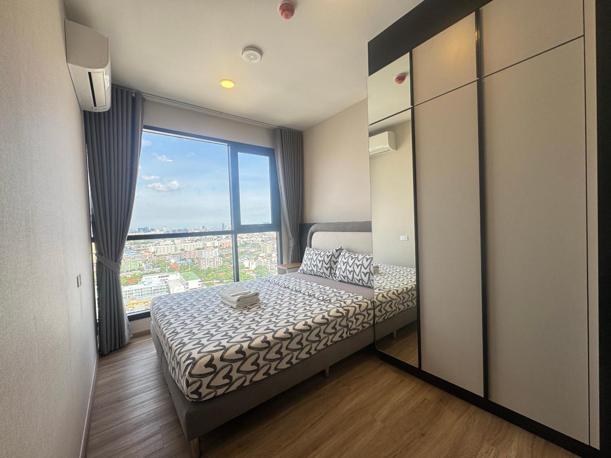 Apartment The St-age Condo-huai Khwang Bangkok